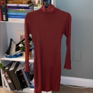 Maroon highneck longsleeve backless body on dress